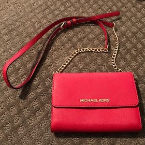 Michael Kors cross body in Red